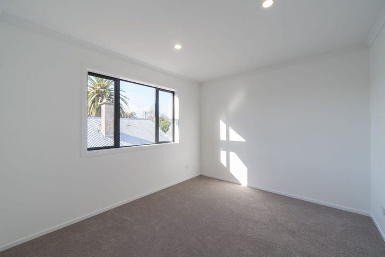 Photo of property in 2/4 Marama Street, Frankton, Hamilton, 3204