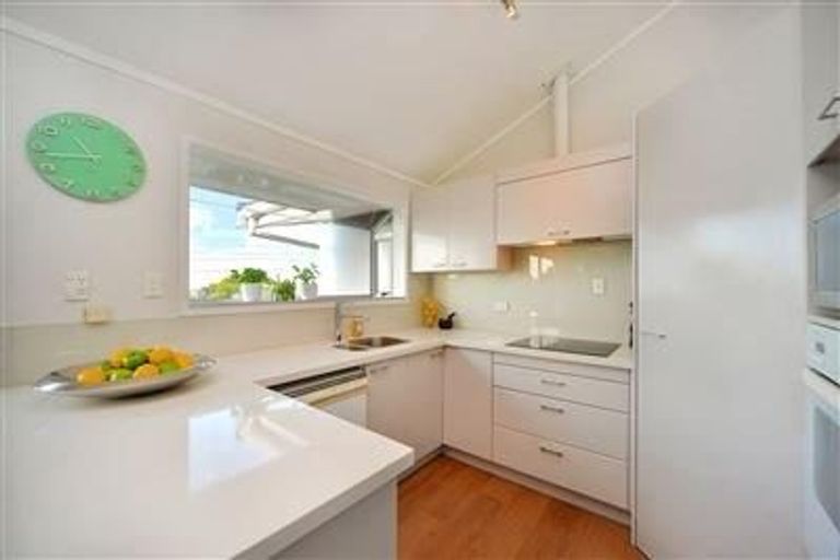 Photo of property in 23b Bayview Road, Bayview, Auckland, 0629
