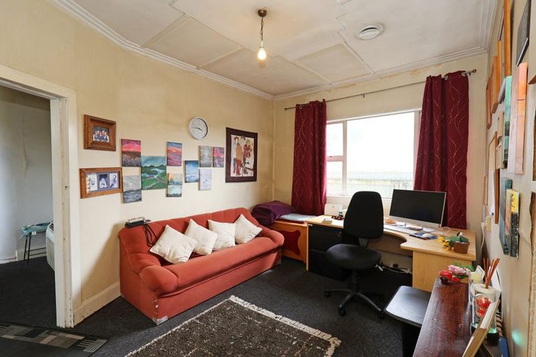 Photo of property in 23 Nichol Street, Heidelberg, Invercargill, 9812