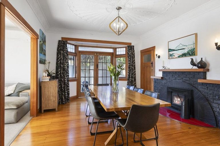 Photo of property in 76 Belt Road, New Plymouth, 4310