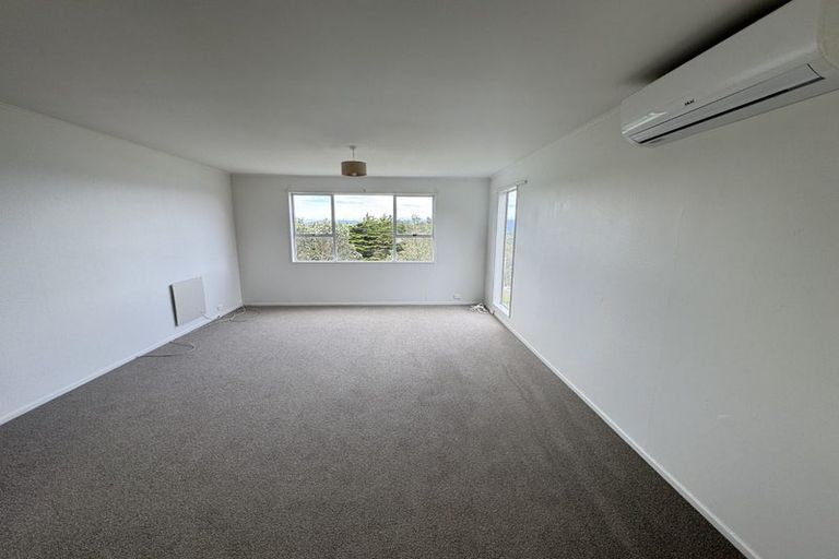 Photo of property in 5 Sita Way, Broadmeadows, Wellington, 6035