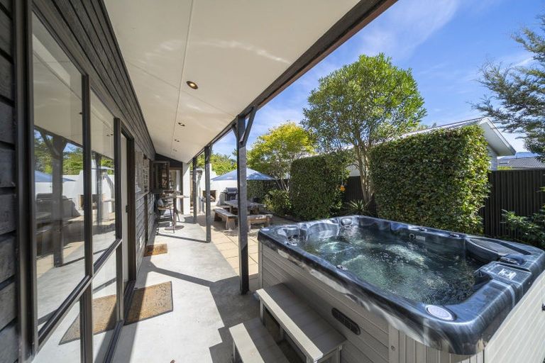 Photo of property in 14b Mokonui Street, Te Anau, 9600