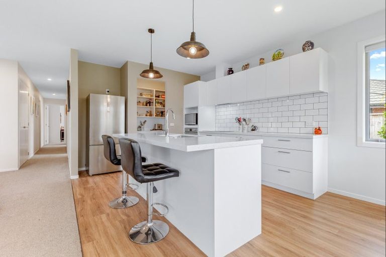 Photo of property in 5 Oak Place, Levin, 5510