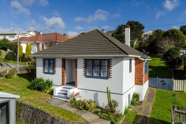 Photo of property in 30 Hindmarsh Street, Johnsonville, Wellington, 6037