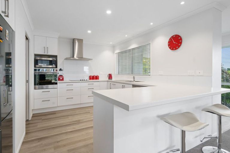 Photo of property in 44 Rose Leigh Drive, Cambridge, 3434