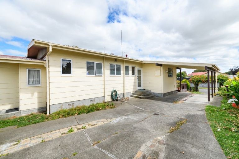 Photo of property in 27 Havelock Avenue, Westbrook, Palmerston North, 4412