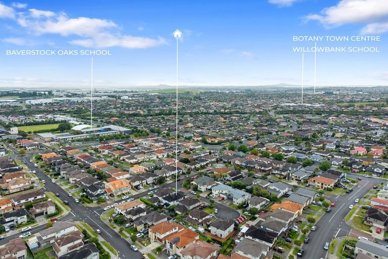 Photo of property in 3 Bezar Place, Flat Bush, Auckland, 2016