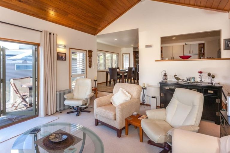 Photo of property in 115 Pacific View Drive, Whangamata, 3620