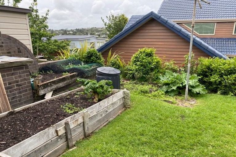 Photo of property in 1/36 Beechwood Road, Rothesay Bay, Auckland, 0630