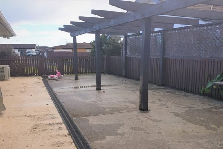 Photo of property in 20 Norfolk Rise, Waiuku, 2123