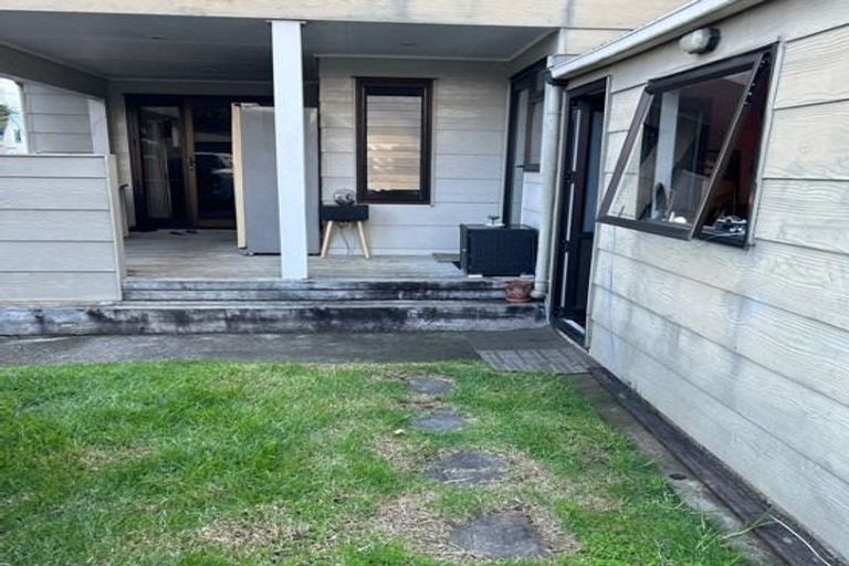 Photo of property in 8 Wallis Street, Raglan, 3225