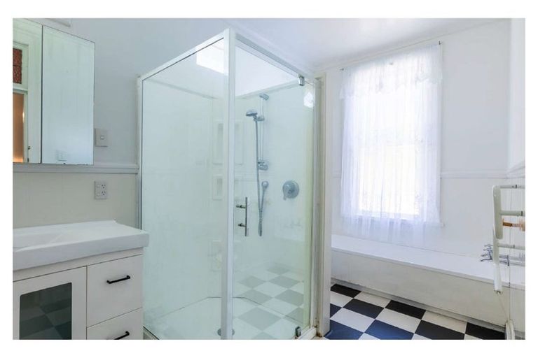 Photo of property in 54 Alfredton Road, Eketahuna, 4900
