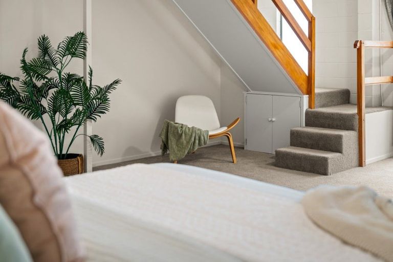 Photo of property in 214b Bellevue Road, Bellevue, Tauranga, 3110