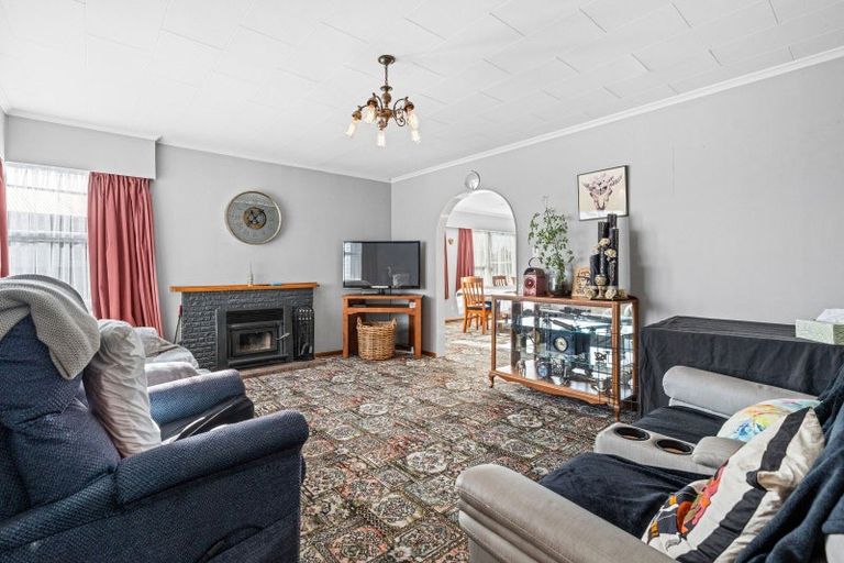 Photo of property in 3 Drake Street, Levin, 5510