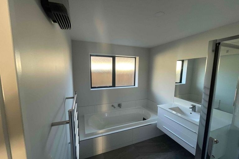 Photo of property in 36 Withers Crescent, Halswell, Christchurch, 8025