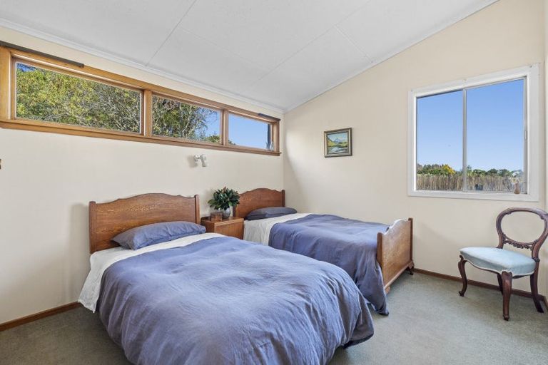 Photo of property in 20 Portland Drive, Mangorei, New Plymouth, 4312