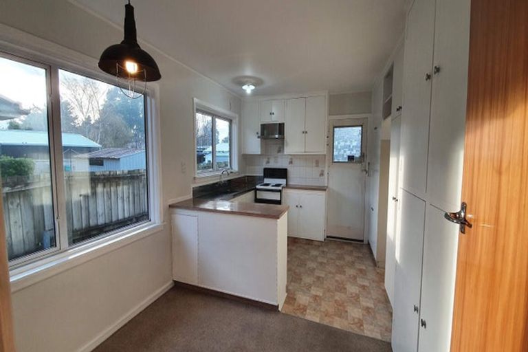 Photo of property in 28 Pauline Street, Linwood, Christchurch, 8062