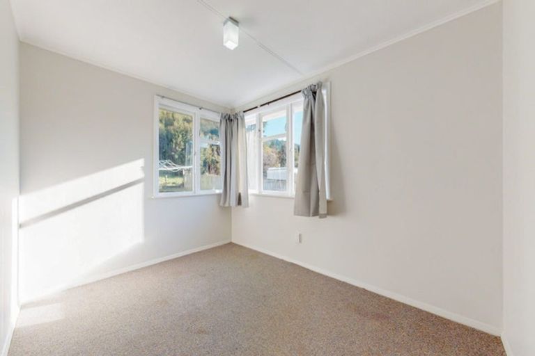 Photo of property in 11 Hamstead Street, Wainuiomata, Lower Hutt, 5014