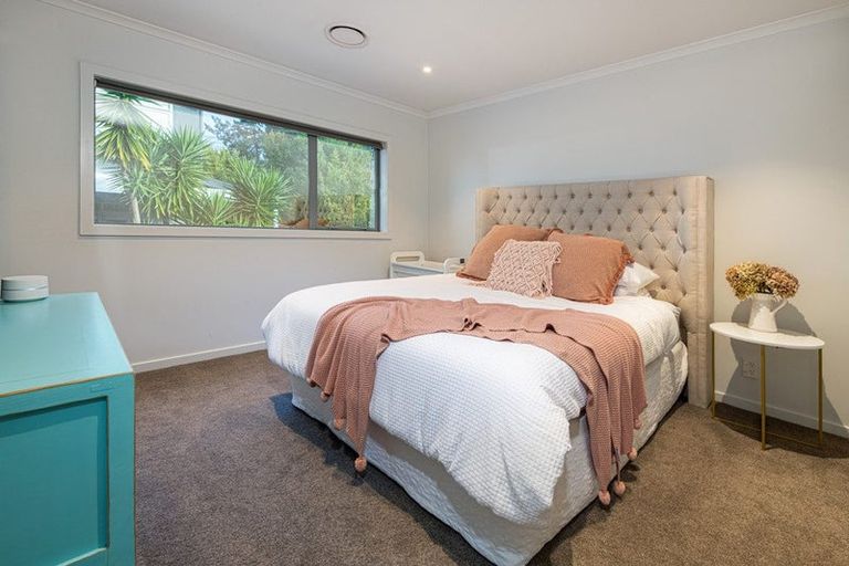 Photo of property in 131a Kowhai Road, Mairangi Bay, Auckland, 0630