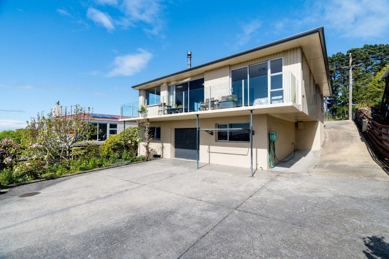 Photo of property in 59 Isadore Road, Saint Clair, Dunedin, 9012