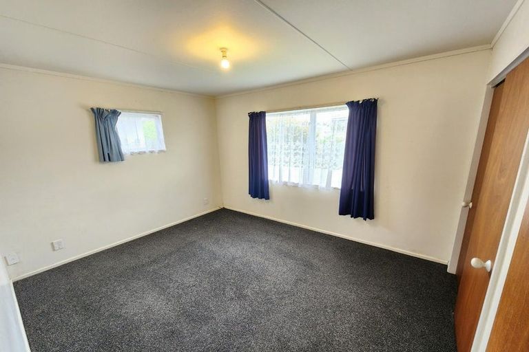 Photo of property in 16a Aberdeen Avenue, Takaro, Palmerston North, 4412