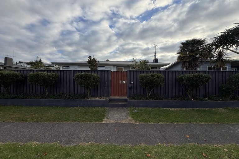 Photo of property in 74 Windsor Road, Bellevue, Tauranga, 3110