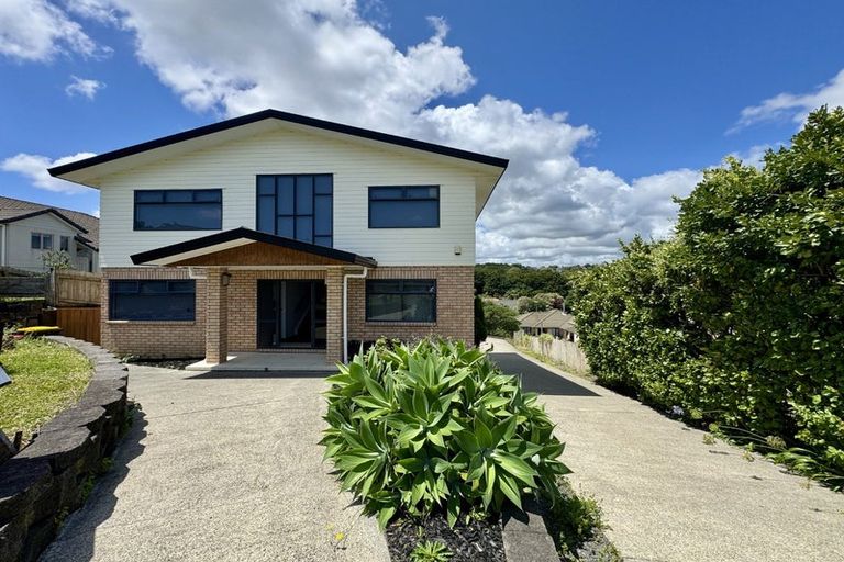 Photo of property in 25 Chieftain Rise, Goodwood Heights, Auckland, 2105