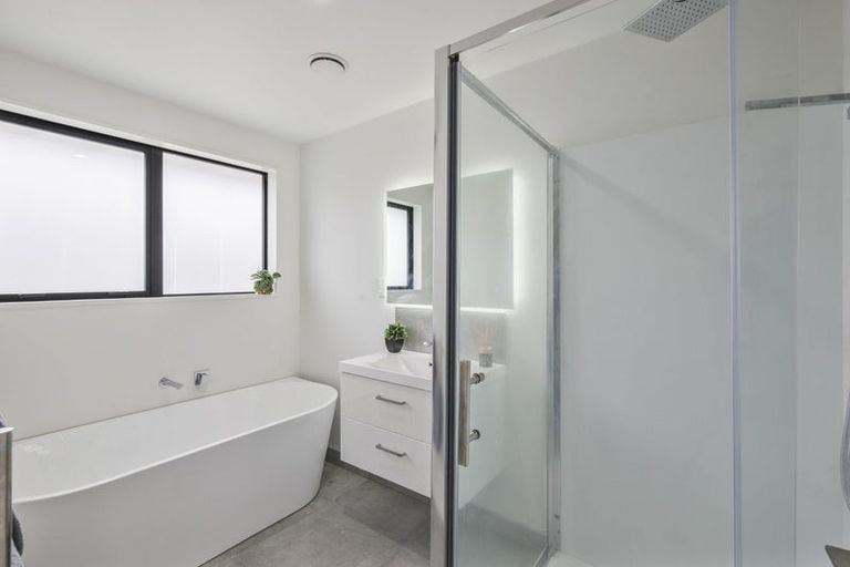 Photo of property in 11 Clonbunny Close, Rolleston, 7614