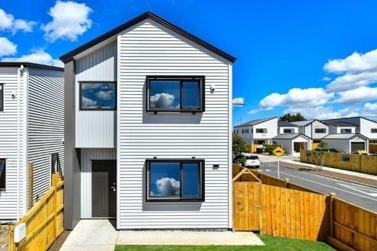 Photo of property in 53 Kairakau Street, Papakura, 2110