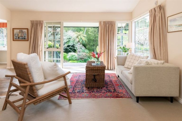 Photo of property in 50 Manu Grove, Waikanae, 5036