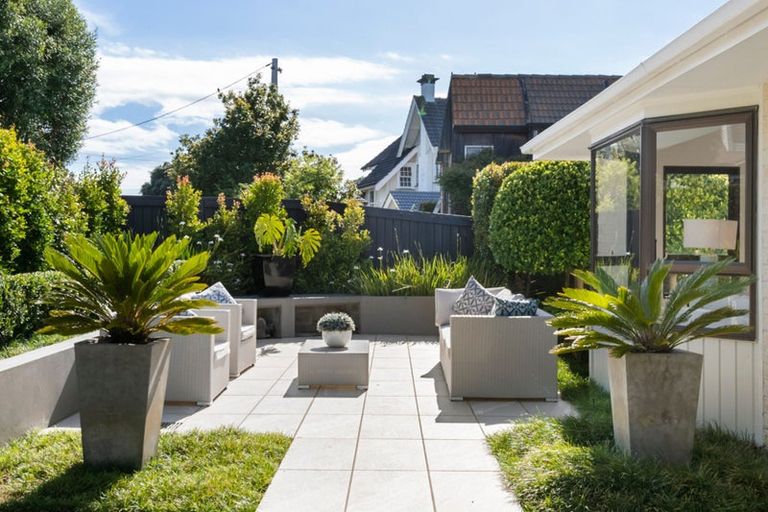 Photo of property in 59a/1 Norwood Road, Bayswater, Auckland, 0622