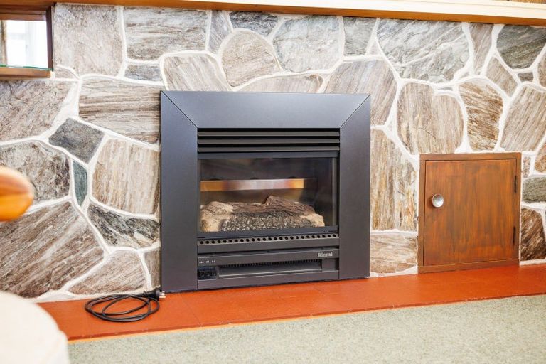 Photo of property in 24 Lancaster Street, Highbury, Palmerston North, 4412