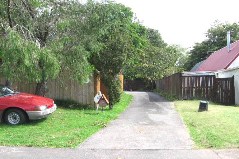 Photo of property in 1/5 Putney Place, Ranui, Auckland, 0612
