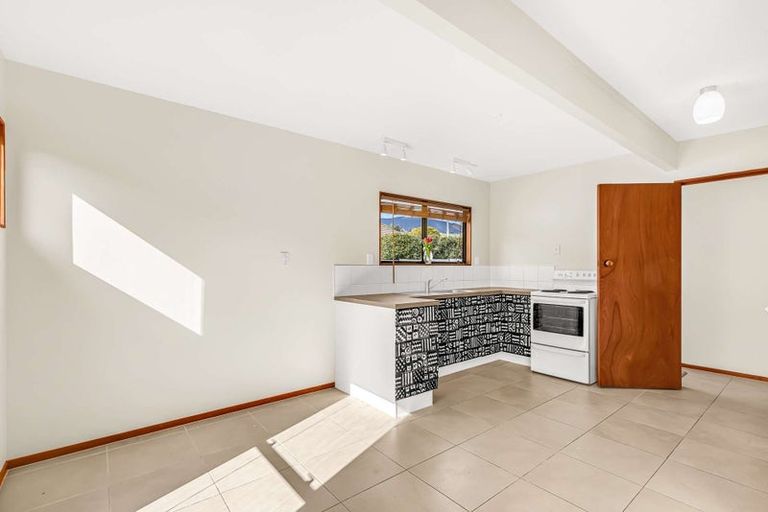 Photo of property in 2/12 Arapiki Road, Stoke, Nelson, 7011