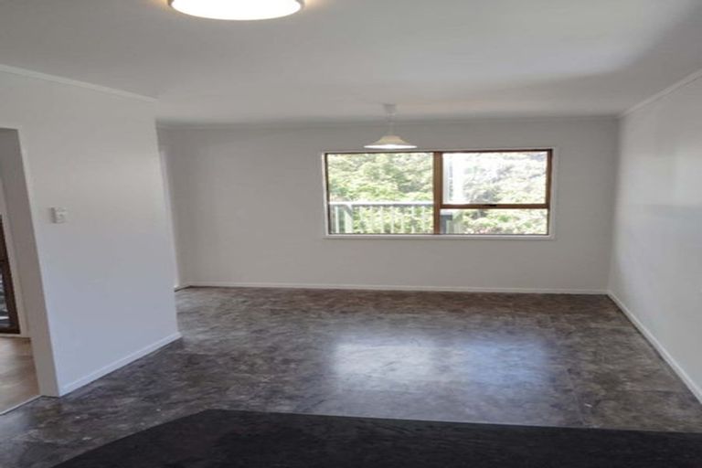 Photo of property in 4 Selwyn Avenue, Glen Eden, Auckland, 0602