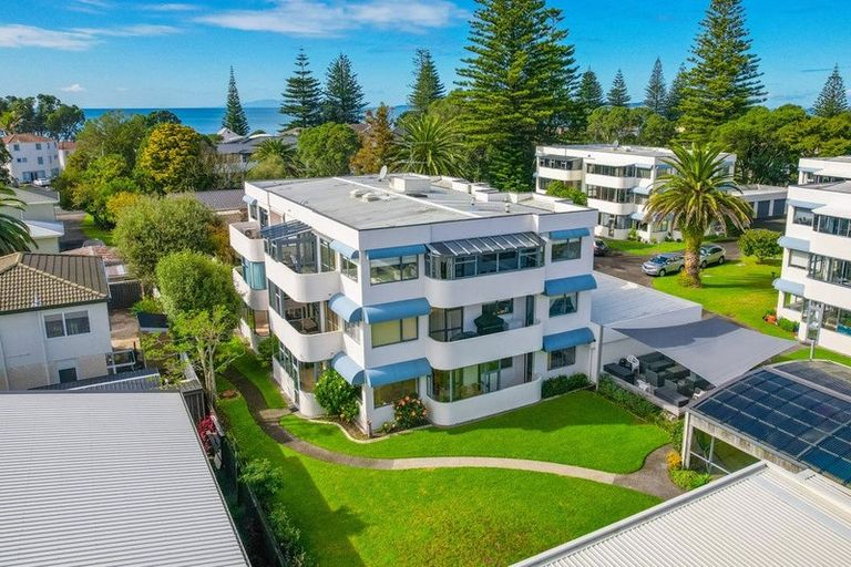 Photo of property in 11a Puriri Avenue, Orewa, 0931