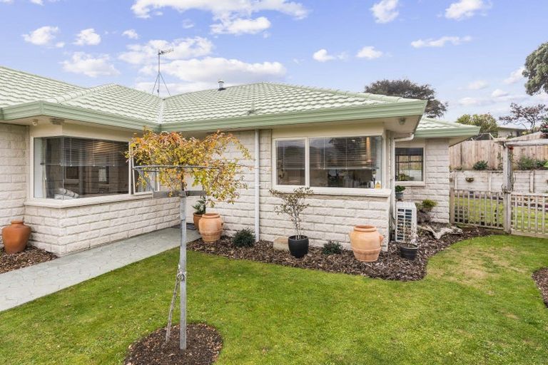 Photo of property in 20 Sunburst Court, Paraparaumu Beach, Paraparaumu, 5032