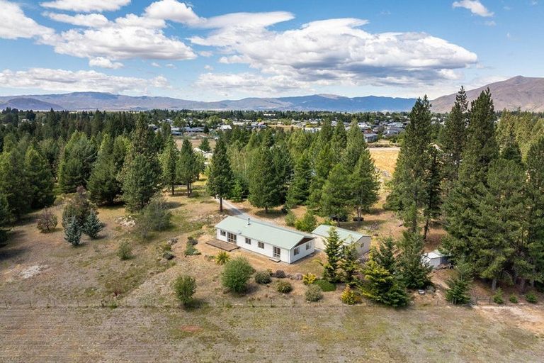 Photo of property in 8b North West Arch, Twizel, 7901