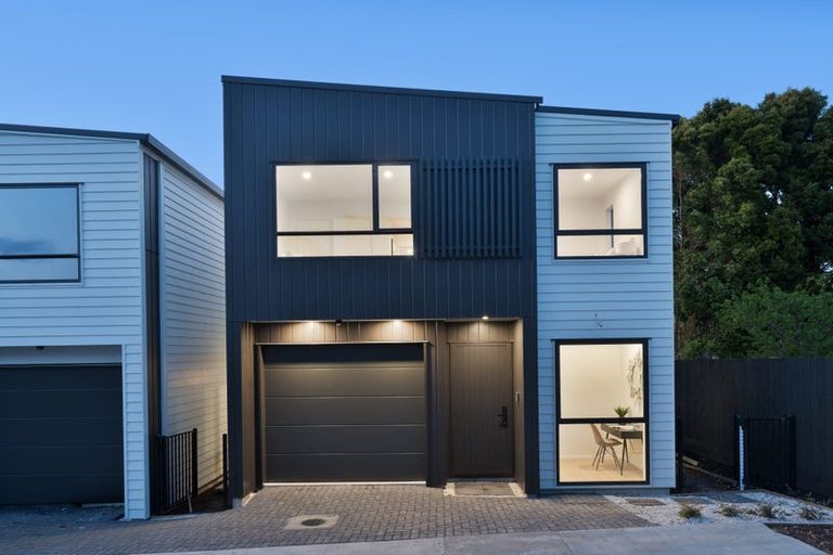 Photo of property in 28d Dellwood Avenue, Henderson, Auckland, 0612