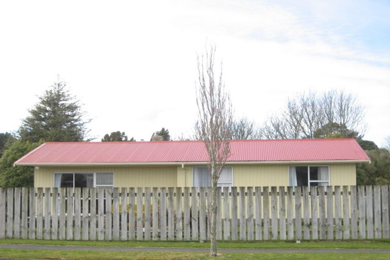 Photo of property in 42 Oberon Street, Stratford, 4332