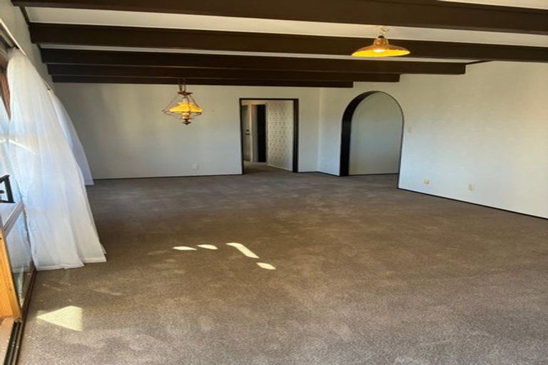 Photo of property in 10 The Spinney, Pahurehure, Papakura, 2113