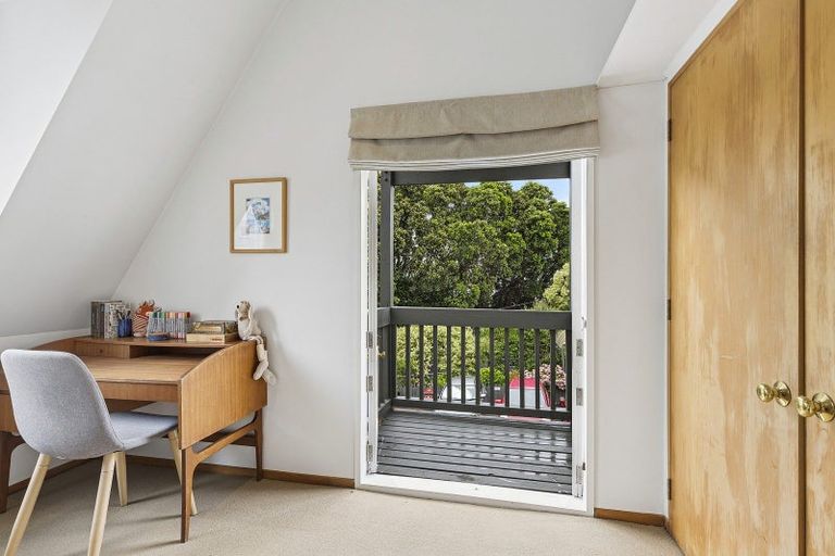 Photo of property in 1/1 Cottleville Terrace, Thorndon, Wellington, 6011