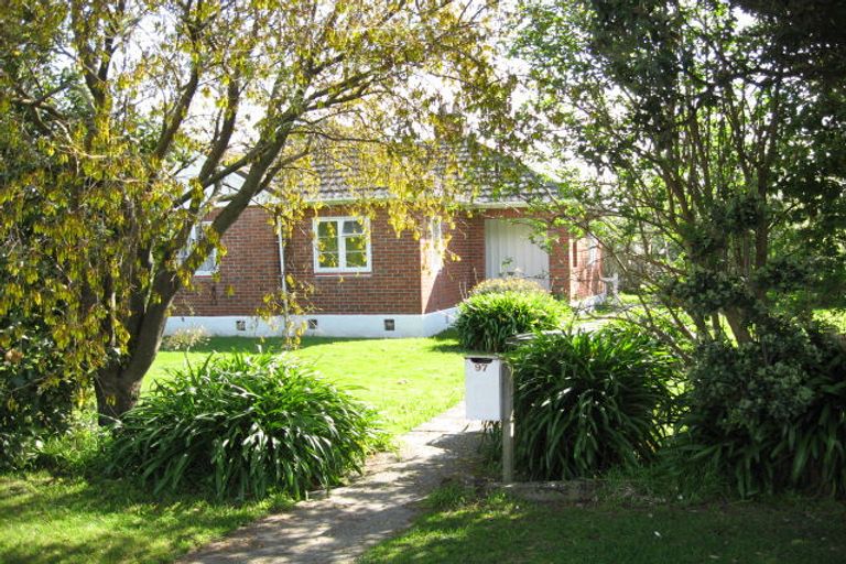 Photo of property in 97 Waiwhetu Road, Waterloo, Lower Hutt, 5011