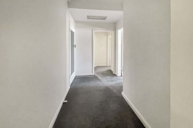 Photo of property in Olympus Flats, 280f1 Oriental Parade, Oriental Bay, Wellington, 6011