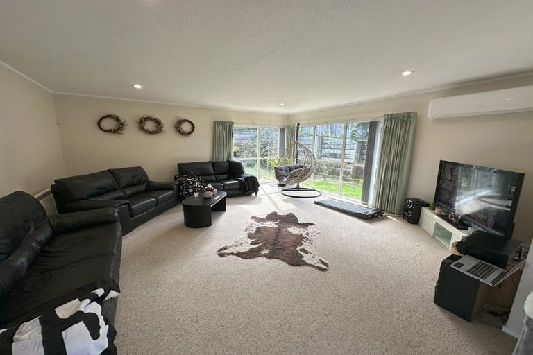 Photo of property in 5 Beachwater Grove, Paraparaumu Beach, Paraparaumu, 5032