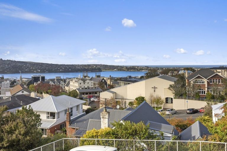 Photo of property in Cargill Court, 2/27 Arthur Street, Dunedin Central, Dunedin, 9016