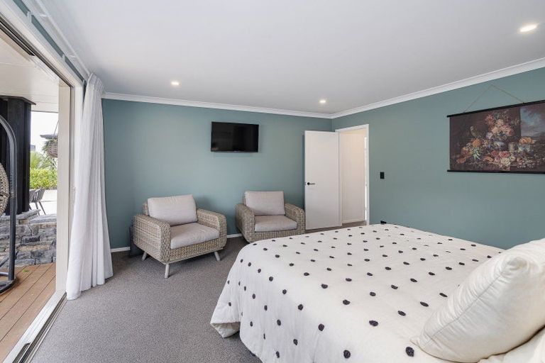 Photo of property in 15 Lady Jocelyn Place, Whitianga, 3510