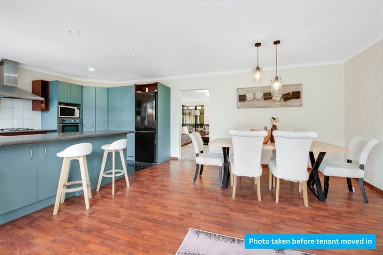 Photo of property in 26 Black Teal Close, Unsworth Heights, Auckland, 0632