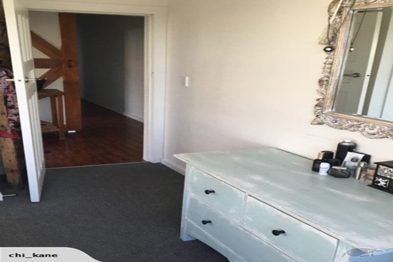 Photo of property in 130 Saint Martins Road, Saint Martins, Christchurch, 8022