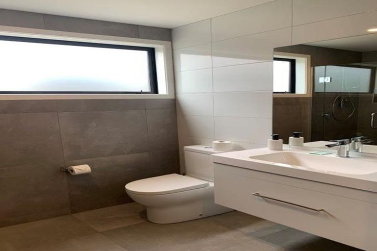 Photo of property in 3 Leaning Rock Lane, Wanaka, 9305